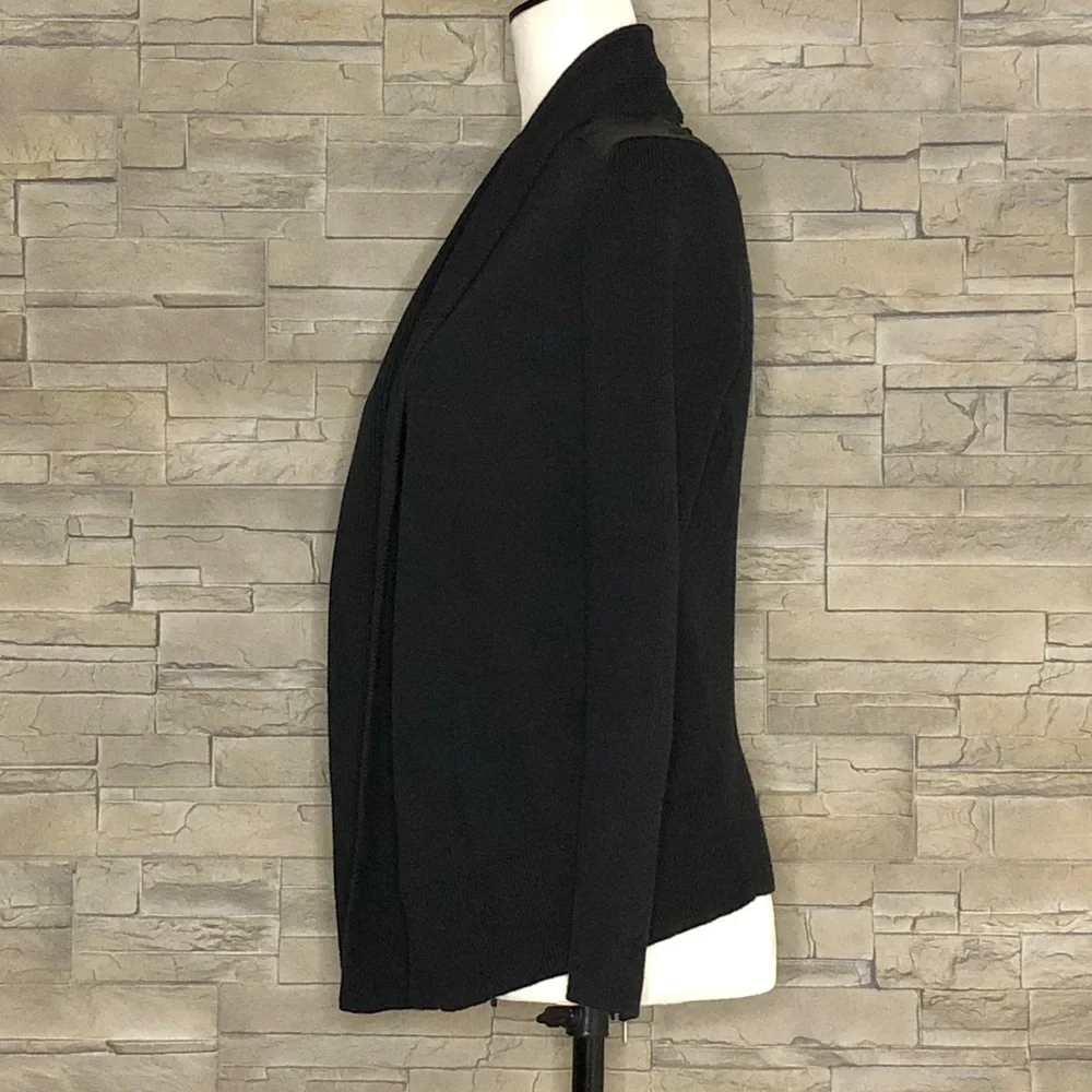 Banana Republic black cardigan - Picture 5 of 9